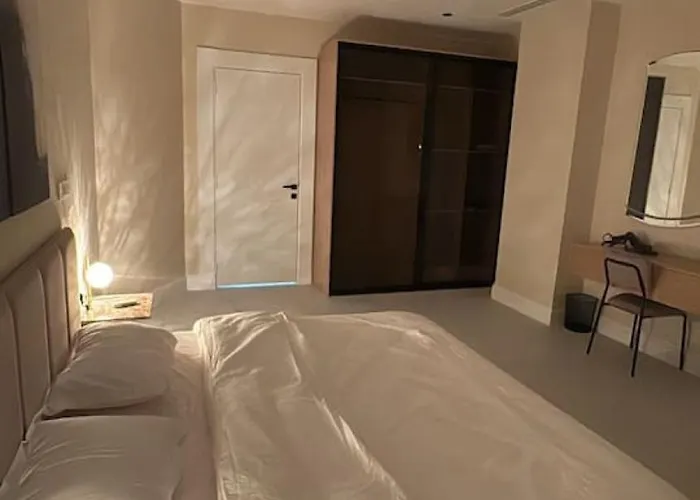 Al-Olaya Luxury Apartment