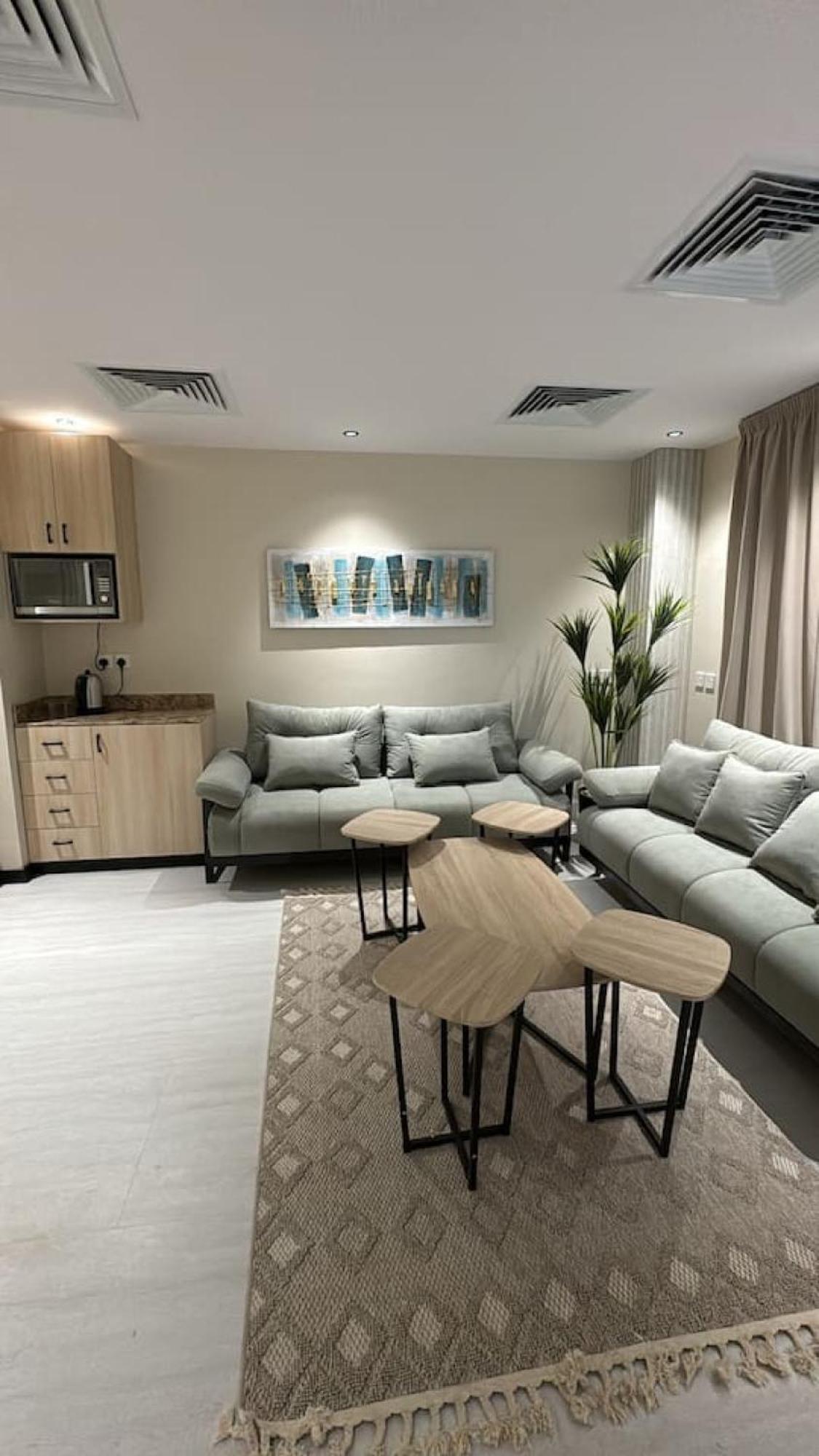 Al-olaya Luxury * Riyadh